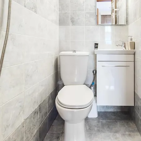 Apartment Charlot House *